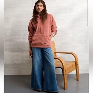 [American Eagle] NWT HARD TO FIND Sherpa Fleece Hoodie